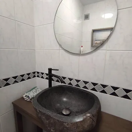 Lux Cocoon Apartamento Doncols