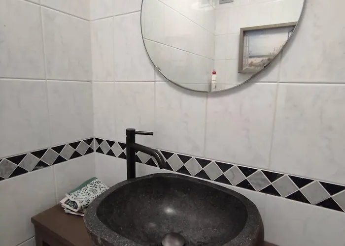 Lux Cocoon דירה Doncols